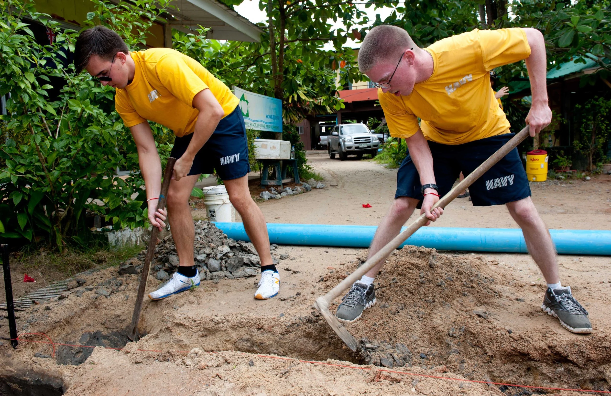Youth volunteers serving their community with An Army of Torches